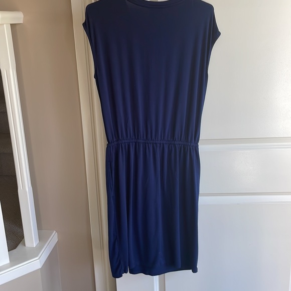 Banana Republic Navy Blue t-shirt type dress. Size medium - Picture 7 of 7